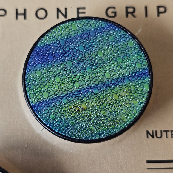 SpinPop 4Terra Universal Mini Phone Grips - IRIDESCENT/SILVER/RED FEATHER - Picture 2 of 6